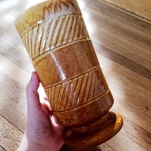 Vintage F.T.D.A 1979 Vase•Neutral brown tones•boho
